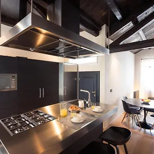 Appartamento Amazing Modern Design Home, Campo Dei Mori. Wifi, Venezia