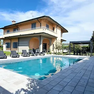 3 Appartamento Cassano dʼAdda