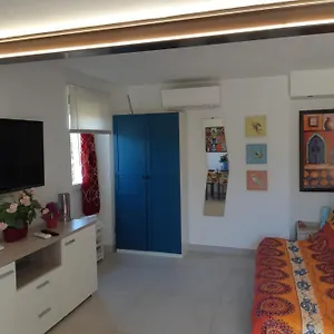 casa-isabelle-mel.hotelitalianriviera.com/